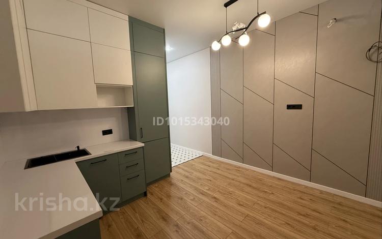 1-комнатная квартира · 34.5 м², мкр Акбулак, Момышулы — Алматы арена за 26.5 млн ₸ в Алатауский р-н — фото 2