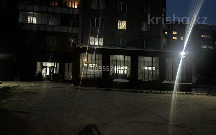 Еркін · 100 м², бағасы: 60 000 ₸ в Семее — фото 2