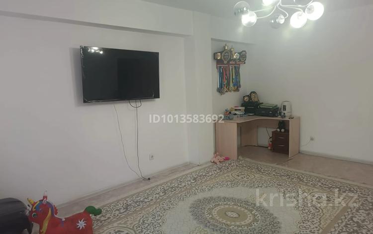 2-бөлмелі пәтер · 65 м² · 6/9 қабат, мкр Шугыла 340/4, бағасы: 230 000 ₸ в Алматы, Наурызбайский р-н — фото 2