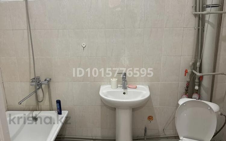1-комнатная квартира · 48 м² · 3/5 этаж, мкр. Алмагуль, Султан Бейбарыс 40 — Проспект Султана Бейбарыса 40 за 13 млн ₸ в Атырау — фото 2