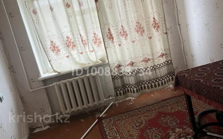 4-бөлмелі пәтер · 61 м² · 4/5 қабат, Есенберлина 15, бағасы: 20 млн ₸ в Жезказгане — фото 2