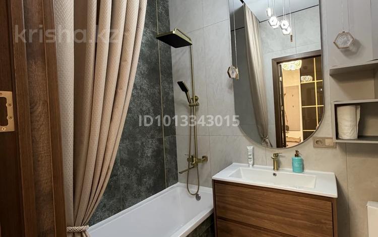 2-бөлмелі пәтер · 55.7 м² · 8/13 қабат, Райымбека, бағасы: 400 000 ₸ в Алматы, Ауэзовский р-н — фото 2
