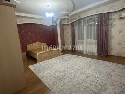 2-комнатная квартира · 110 м² · 1/12 этаж, Кунаева 36 — Дефиле за 250 000 ₸ в Шымкенте
