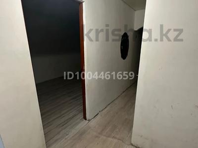 1-комнатная квартира · 30 м² · 2/5 этаж, Береговая 29а — Хадиша маг за 7.5 млн 〒 в Актобе, мкр Гормолзавод