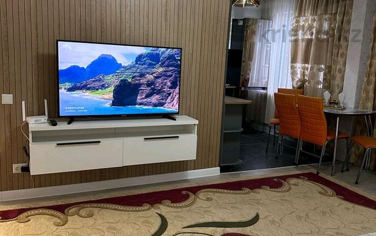 3-бөлмелі пәтер · 65 м² · 4/5 қабат, Шакарима 87, бағасы: 25 000 ₸ в Усть-Каменогорске, Ульбинский — фото 2