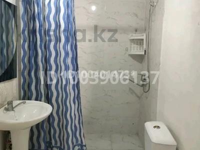 Отдельный дом · 2 комнаты · 80 м² · 4 сот., Ул.курмангазы 72 — Ул.угол Уалиханов 1 за 130 000 ₸ в Шымкенте, Каратауский р-н