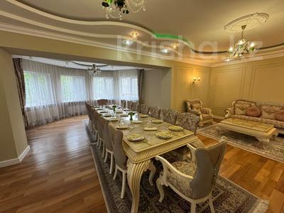 Дом · 9 комнат · 500 м², Оспанова — Достык за 170 000 〒 в Алматы, Медеуский р-н