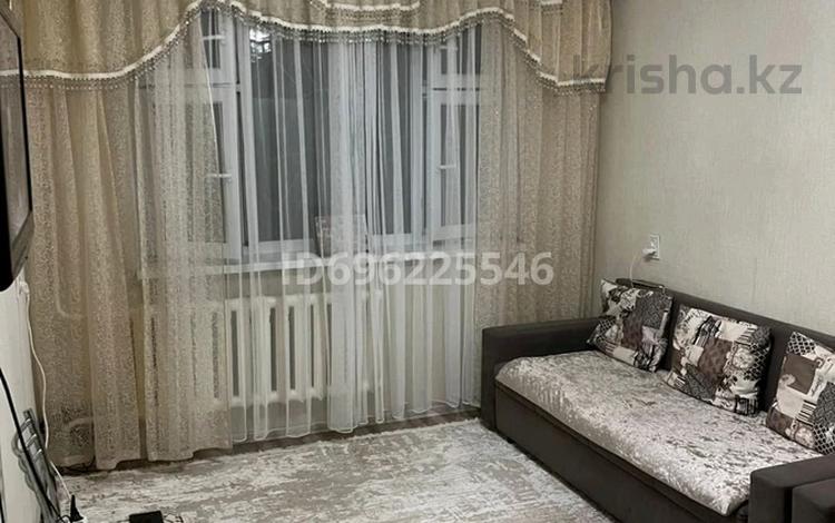 1-бөлмелі пәтер · 30.7 м² · 1/5 қабат, Микрорайон Каратау, бағасы: 10.5 млн ₸ в Таразе — фото 2