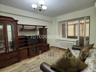 2-бөлмелі пәтер · 45 м² · 2/5 қабат, мкр Тастак-2, Шафика Чокина 189 — Чокина-Богенбай батыр, бағасы: 36 млн ₸ в Алматы, Алмалинский р-н