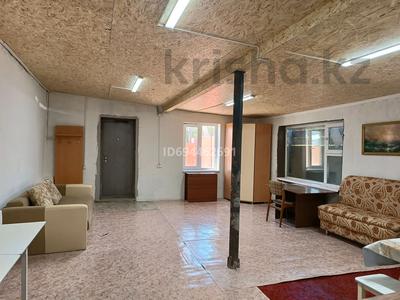 Часть дома · 2 комнаты · 50 м² · 6 сот., Майкудук, Роза Люксембург 101/1 за 150 000 〒 в Караганде, Алихана Бокейханова р-н