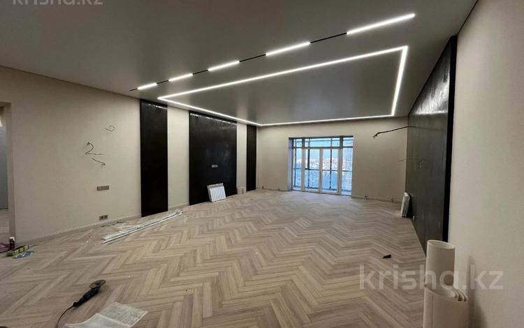 4-комнатная квартира · 264 м² · 5/9 этаж, Тауелсиздик 149 за 132 млн ₸ в Костанае — фото 2