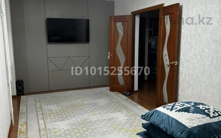 3-бөлмелі пәтер · 56.9 м² · 4/5 қабат, Центральный ш/а., Махамбета 104А — Остоновка Светалана Драма театра, бағасы: 260 000 ₸ в Атырау, мкр Центральный — фото 2