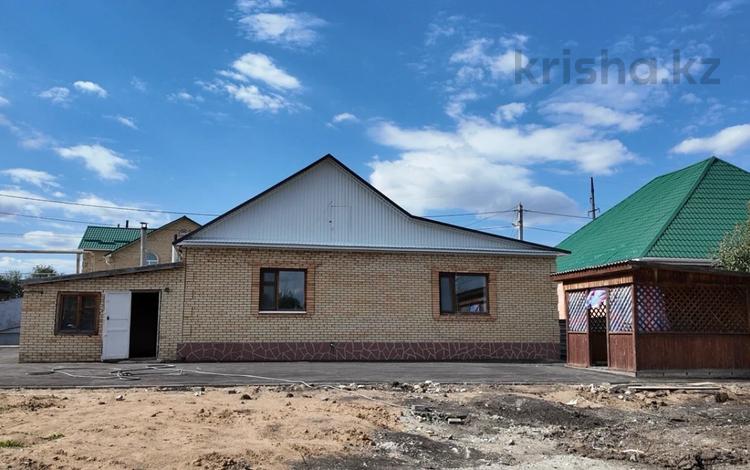 Отдельный дом · 4 комнаты · 180 м² · 10 сот., 1-я Речная 26 за 37 млн ₸ в Костанае — фото 2