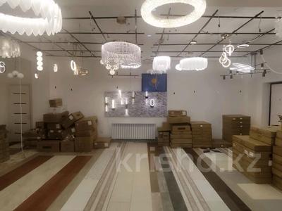 Еркін, кеңселер, дүкендер мен бутиктер, қоғамдық тамақтану орны, сұлулық салондары, медорталықтар мен дәріханалар, білім орталықтары · 70 м², бағасы: 36.7 млн ₸ в Астане, Сарайшык р-н