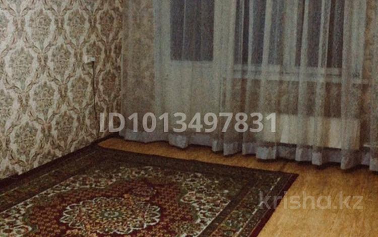1-комнатная квартира · 30.2 м² · 4/5 этаж, мкр Мынбулак 40 — на улице Жыбек жолы за 11 млн ₸ в Таразе — фото 2