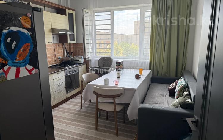 2-комнатная квартира · 63 м² · 5/9 этаж, мкр Аксай-4 59 за 47 млн ₸ в Алматы, Ауэзовский р-н — фото 3