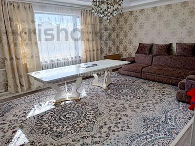 Отдельный дом · 6 комнат · 170 м² · 10 сот., Алмалы бак 18 за 53 млн 〒 в Талдыкоргане, мкр военный городок Жулдыз