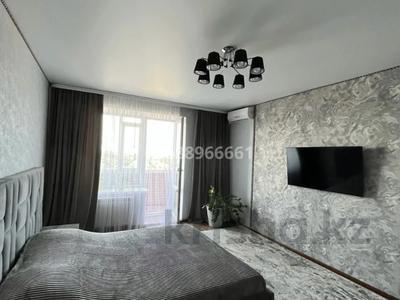 2-комнатная квартира · 58 м² · 3/5 этаж, Авангард 6 6 за 14 000 ₸ в Атырау, мкр Авангард-3