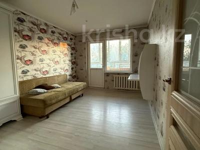 Продажа квартир в Алматы: 3-комнатная квартира · 68 м² · 5/5 этаж, мкр Аксай-3 за 32 млн 〒 3-комнатная квартира · 68 м² · 5/5 этаж, мкр Аксай-3 за 32 млн 〒 в Алматы, Ауэзовский р-н