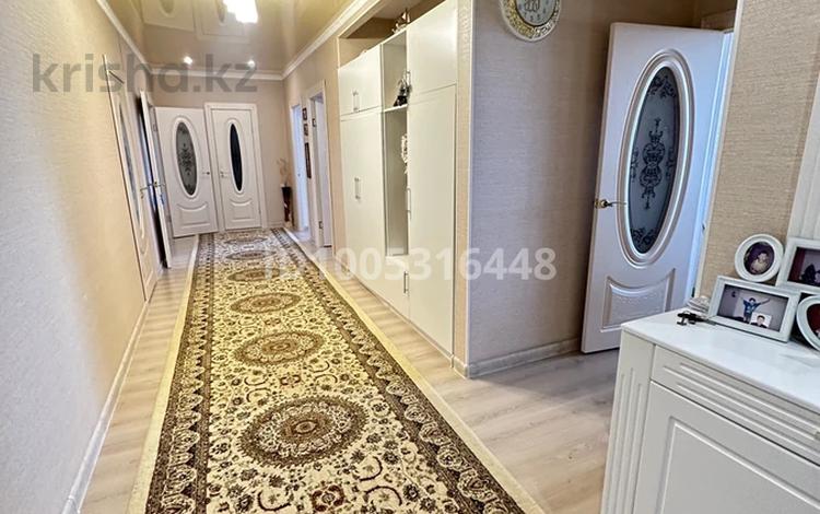 4-бөлмелі пәтер · 128 м² · 4/5 қабат, Баишева 7/1, бағасы: 55 млн ₸ в Актобе — фото 2