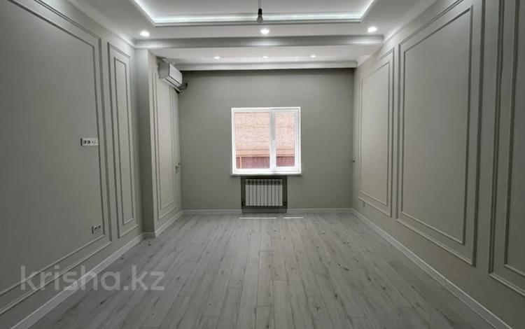 2-бөлмелі пәтер · 70 м² · 3/16 қабат, 16-й мкр , ​16-й микрорайон 64, бағасы: 25 млн ₸ в Актау — фото 2