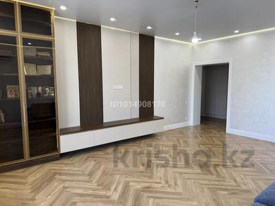 4-бөлмелі пәтер · 125 м² · 5/5 қабат, Алтын орда ш/а. 24, бағасы: 90 млн ₸ в Актобе, мкр. Алтын орда