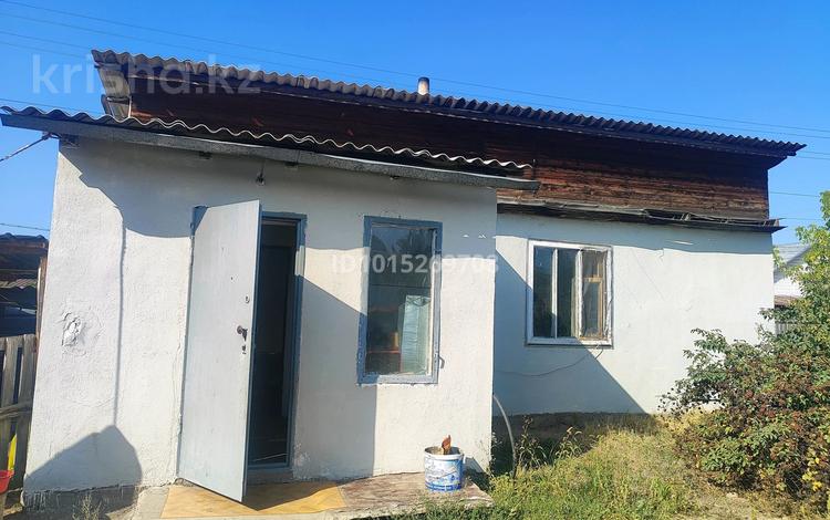 2-бөлмелі пәтер · 48 м² · 1 қабат, Тынышбаев 18 — Боралдай сахалин, бағасы: 40 000 ₸ в Боралдае (Бурундай) — фото 2