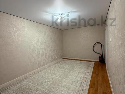 1-комнатная квартира · 31 м² · 3/5 этаж, мкр 5, пр Абая за 11 млн ₸ в Актобе
