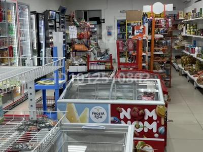 Магазины и бутики · 70 м² за 80 млн ₸ в Атырау, мкр Жулдыз-2