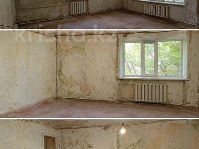 1-комнатная квартира · 31 м² · 2/5 этаж, ул. Алиханова за 11.5 млн ₸ в Караганде, Казыбек би р-н