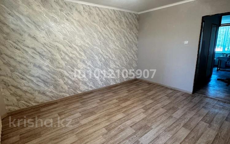 3-комнатная квартира · 62.2 м² · 2/5 этаж, мкр Северо-Восток 46/1 — Мкр. Северо-Восток, пр. Абулхаир хана за ~ 23.5 млн ₸ в Уральске — фото 3