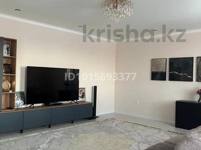 Отдельный дом · 4 комнаты · 284 м² · 10 сот., Тепличная за 120 млн ₸ в Костанае