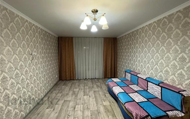 1-комнатная квартира · 32 м² · 4/5 этаж, ул. Маметовой за 9 млн ₸ в Караганде, Алихана Бокейханова р-н — фото 4