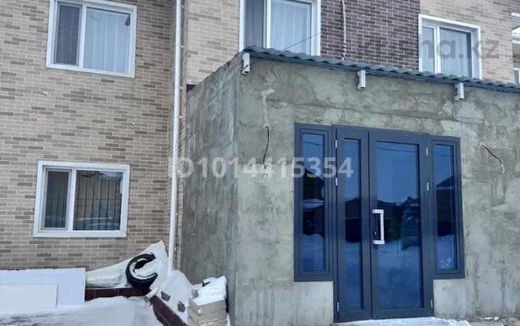 Отдельный дом · 4 комнаты · 112 м² · 2 сот., мкр Уркер за 70 млн ₸ в Астане, Нура р-н — фото 2