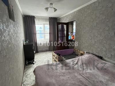 2-комнатная квартира · 45 м² · 4/4 этаж, мкр Жилгородок, Абубакира Кердери 6 — Красногорская за 11.5 млн ₸ в Актобе