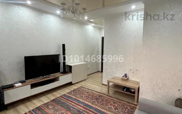 3-бөлмелі пәтер · 90 м² · 9/11 қабат, Толе би 273/4, бағасы: 55 млн ₸ в Алматы, Алмалинский р-н — фото 2