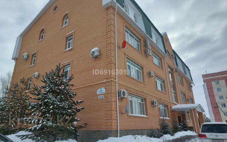 4-комнатная квартира, 185 м², 1/3 этаж, Карбышева 43 — Горгаз за 110 млн 〒 в Костанае — фото 2