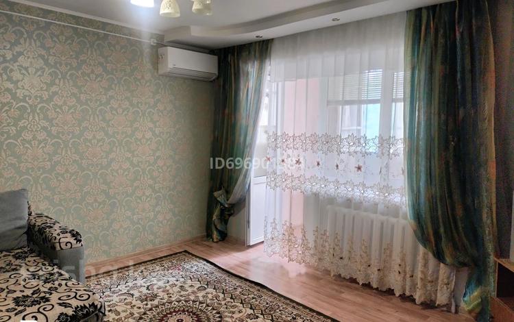 1-комнатная квартира · 32 м² · 2/5 этаж, Назарбаев 242 — Возле памятника Мәметова Мәншүк за 8 000 ₸ в Уральске — фото 17