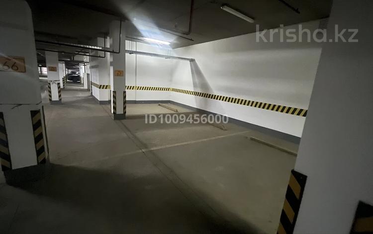 Паркинг · 18 м² · Кабанбай батыра 60а/2 за 18 000 ₸ в Астане, Есильский р-н — фото 2