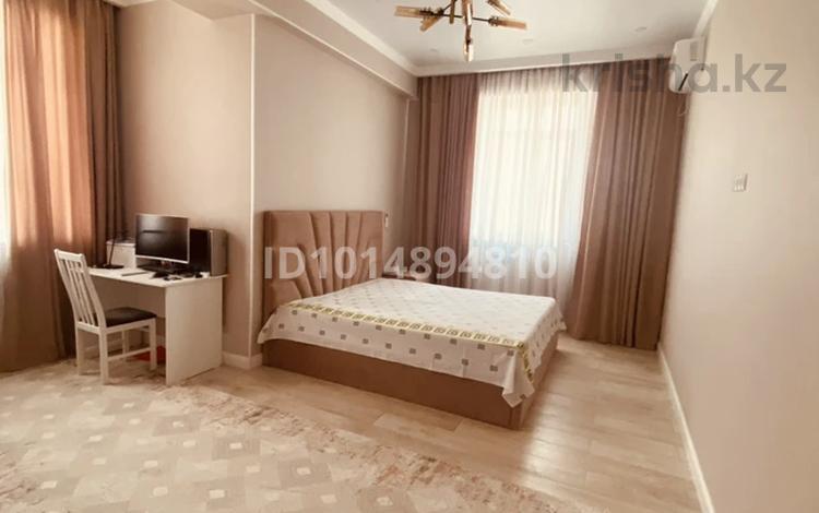 4-бөлмелі пәтер · 138 м² · 6/10 қабат, 20-ш/а. 26, бағасы: 50 млн ₸ в Актау, 20-й мкр — фото 2