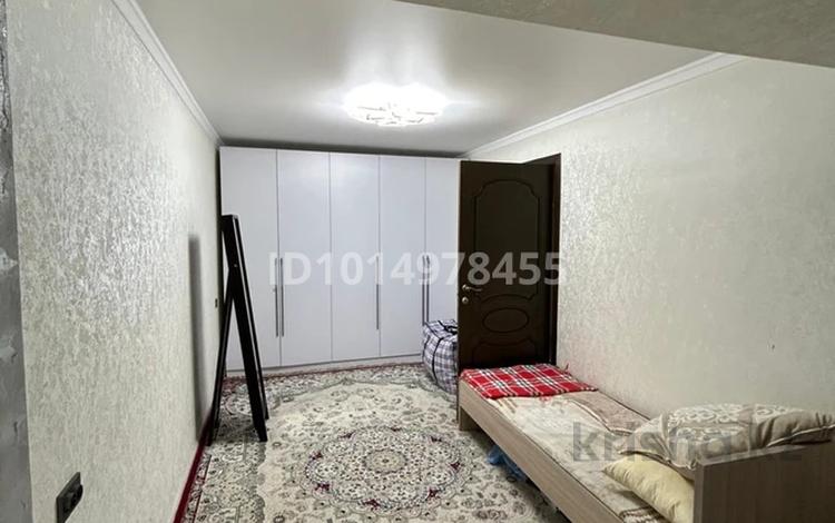 2 комнаты · 42 м² · 3/4 этаж, мкр Алтай-1 1 за 80 000 ₸ в Алматы, Турксибский р-н — фото 2