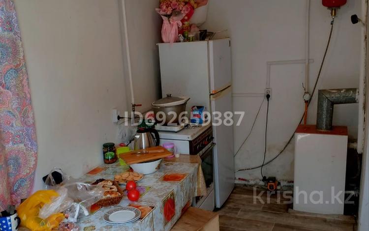 1-комнатный дом помесячно, 20 м², Куратова 47 — Арыкова