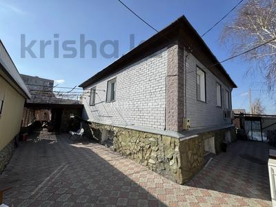 Отдельный дом · 11 комнат · 300 м² · 6 сот., улица Кунавина 46 за 90 млн 〒 в Павлодаре