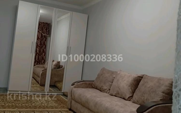 1-комнатная квартира · 34 м² · 3/5 этаж, мкр Орбита-3 25 за 260 000 ₸ в Алматы, Бостандыкский р-н — фото 2