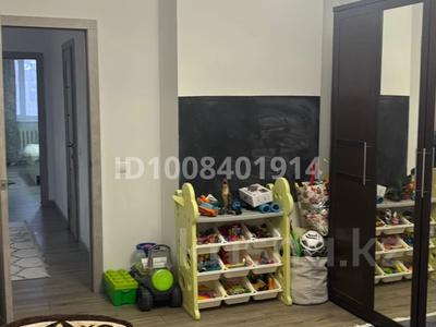 3-комнатная квартира · 101 м² · 17/19 этаж, мкр Шубар, Кабанбай-батыра 4/2 — Салтанат сарайы за 53 млн ₸ в Астане, Есильский р-н