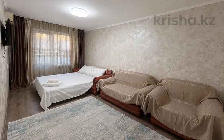 2-комнатная квартира · 56 м² · 2/5 этаж, 4 35 за 15 000 ₸ в Конаеве — фото 2