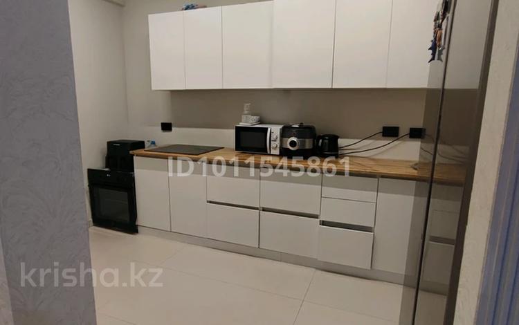 3-бөлмелі пәтер · 82 м² · 5/7 қабат, мкр Кайрат, бағасы: 57 млн ₸ в Алматы, Турксибский р-н — фото 2