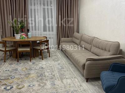 2-комнатная квартира · 76 м² · 1/5 этаж, мкр Кунгей , Республики 49 — напротив ТБЦ Аян за 45 млн ₸ в Караганде, Казыбек би р-н