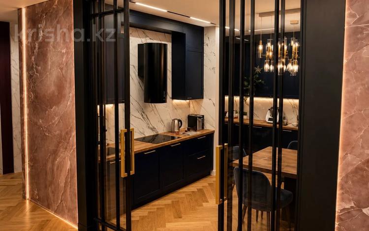 3-бөлмелі пәтер · 135 м² · 12/20 қабат, Снегина 32/1, бағасы: 910 000 ₸ в Алматы, Медеуский р-н — фото 2