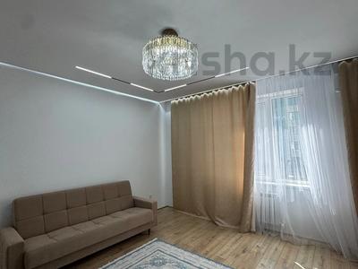 Аренда квартир в Атырауской обл.: 2-комнатная квартира · 79 м² · 4/9 этаж · помесячно, Абулхайыр хана 74-5 за 350 000 〒 2-комнатная квартира · 79 м² · 4/9 этаж · помесячно, Абулхайыр хана 74-5 за 350 000 〒 в Атырау
